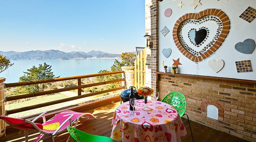 Gung Pension Namhae Exterior photo